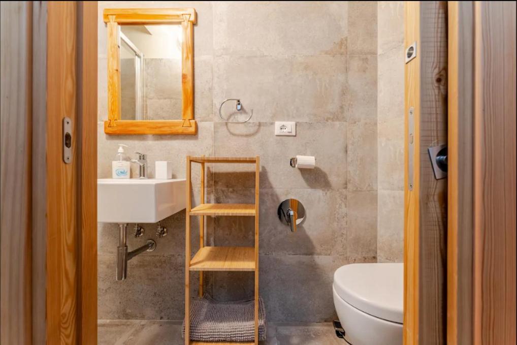 The Living Gallery Apartment