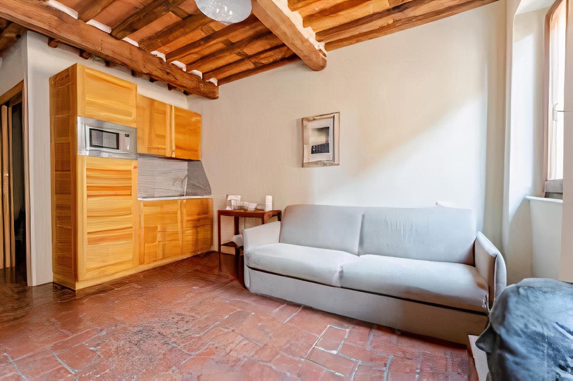 The Living Gallery Apartment Pietrasanta
