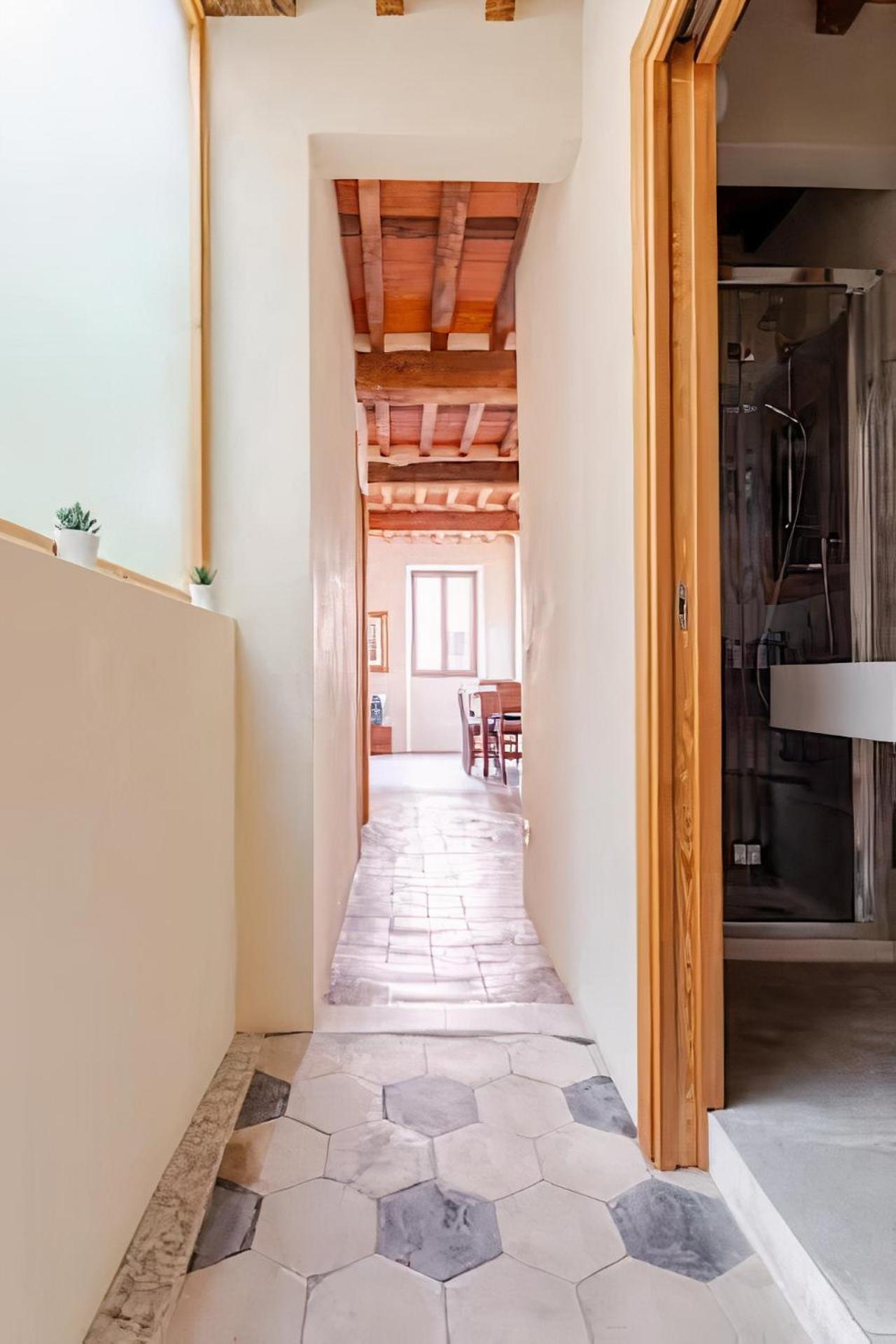 The Living Gallery * Pietrasanta